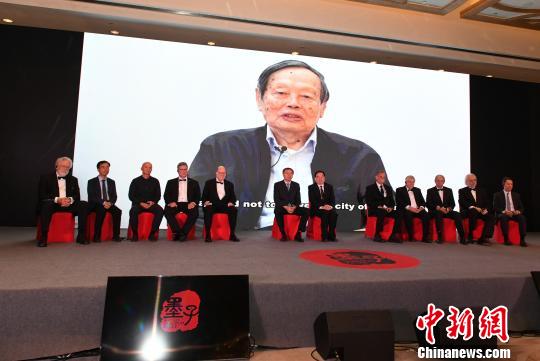 点击进入下一页