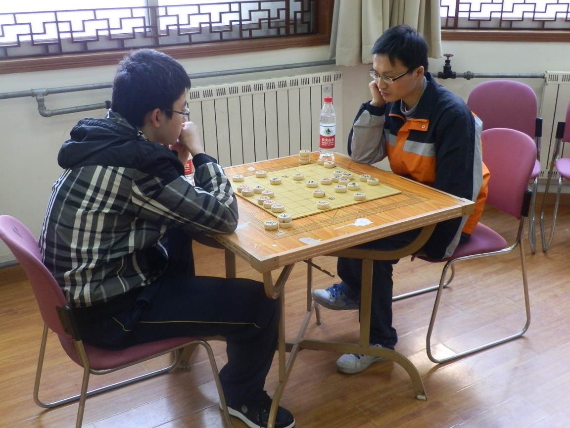 计算机学院举办"布尔杯"中国象棋大赛 邀请国家级象棋大师邹立武来校