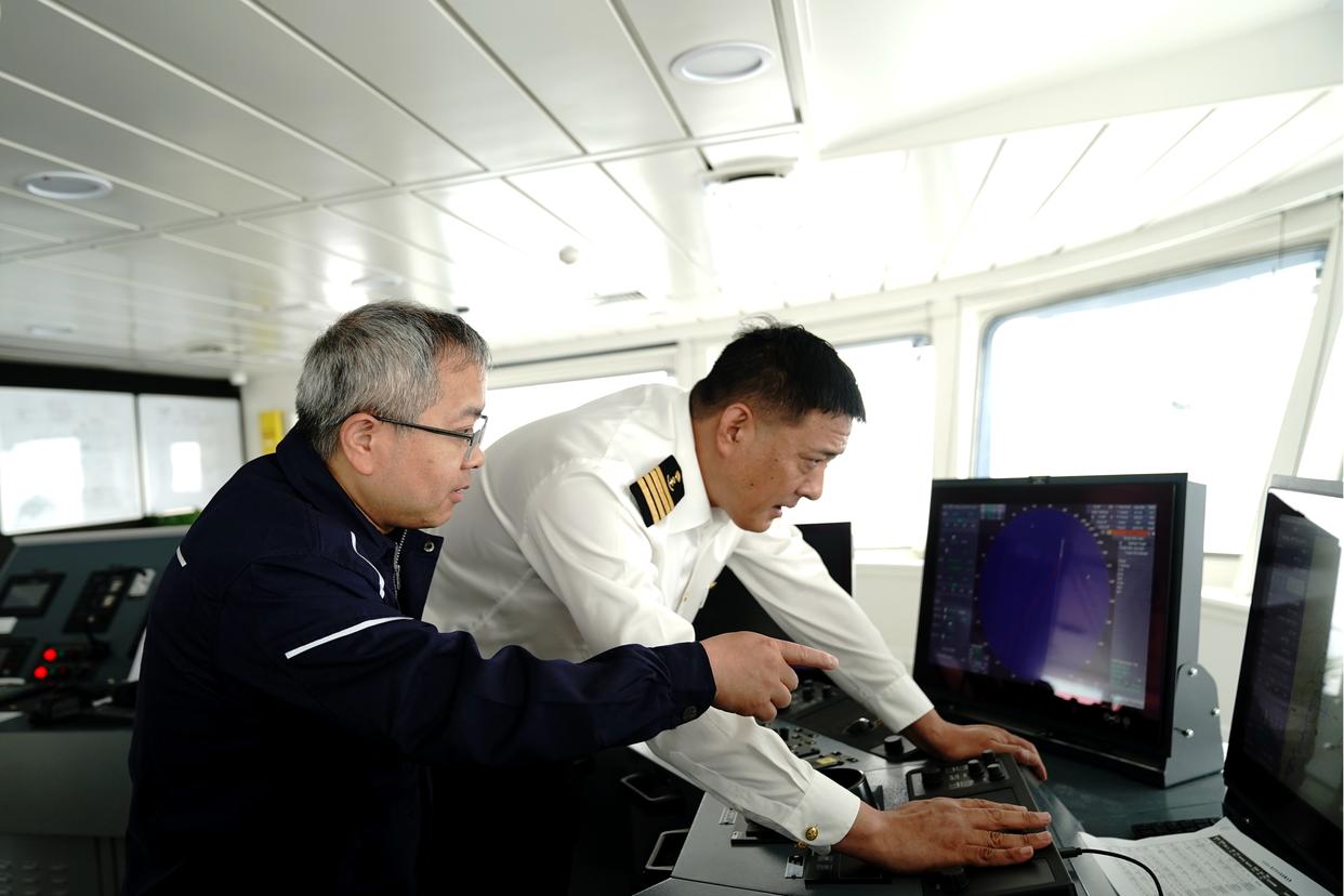 【新华社】“同济”号在南海“追碳”-中国科大新闻网