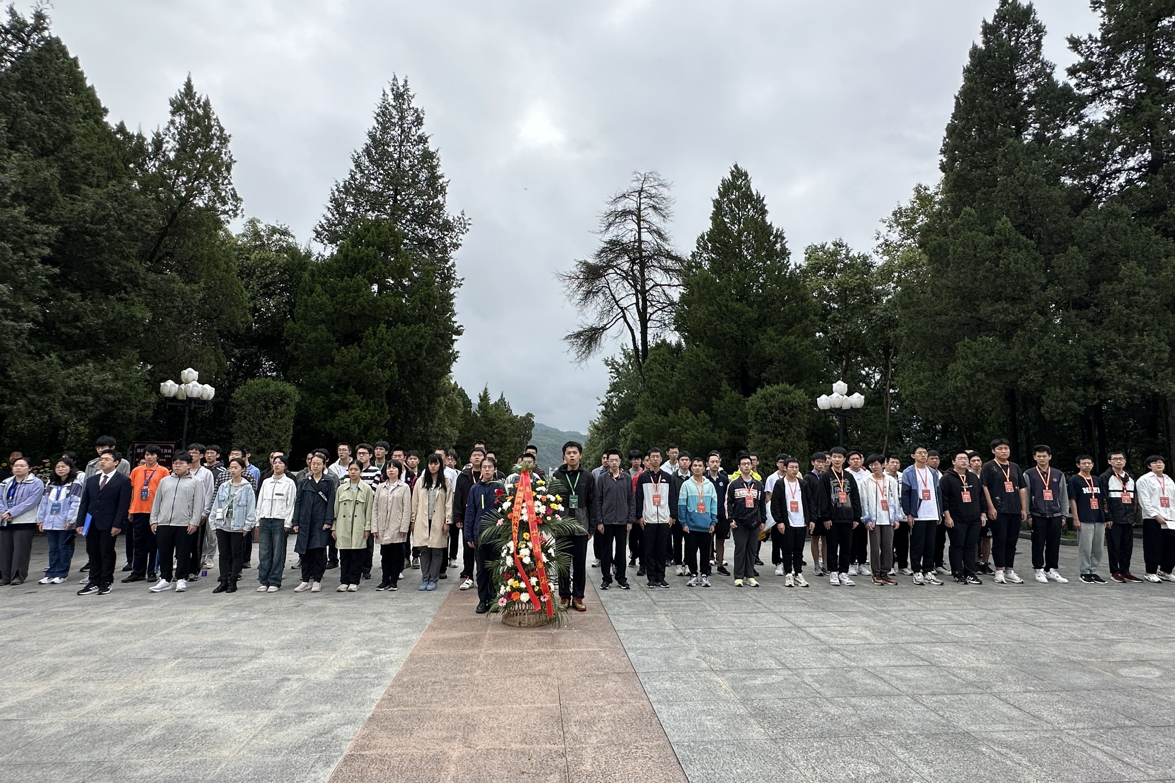 少年班学院赴金寨县举行2023年秋季十八岁学生成人仪式-中国科大新闻网